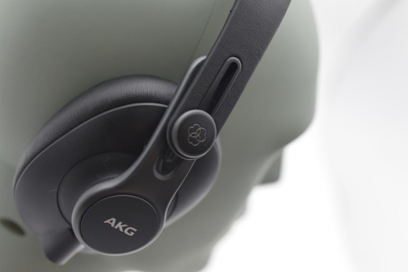 新生代的別樣情懷——AKG K371 頭戴式耳機(jī)開(kāi)箱評(píng)測(cè)